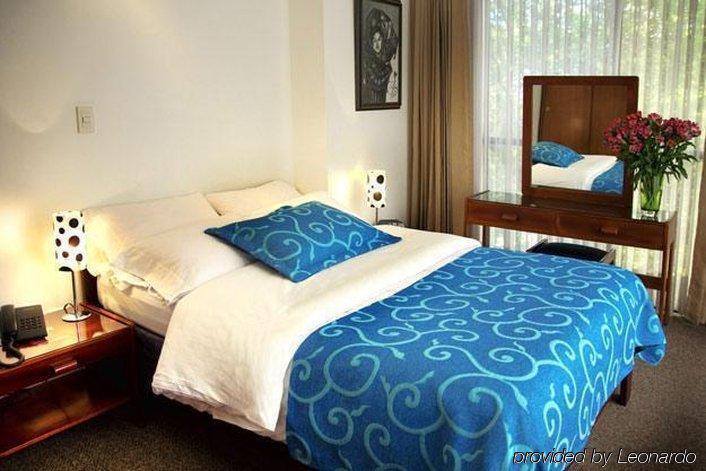 Hotel Santa Monica Bogotá Quarto foto